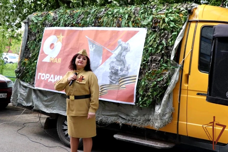 Ветерана Великой Отечественной войны чествовали росгвардейцы на Урале