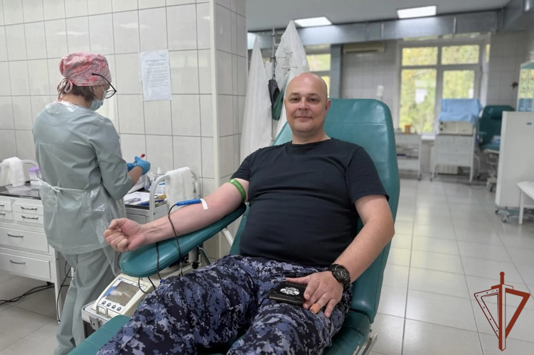 Росгвардейцы сдали более 7 литров крови для медицинских учреждений Томской области