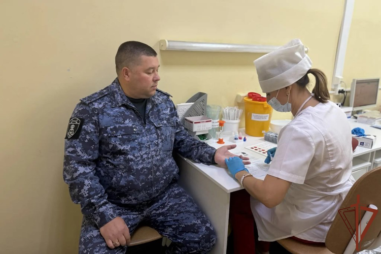 Росгвардейцы сдали более 7 литров крови для медицинских учреждений Томской области