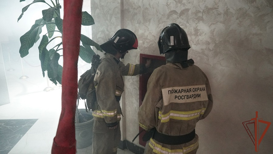 В Центральном округе Росгвардии прошли пожарно-тактические учения