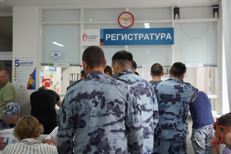 В Чувашии росгвардейцы пополнили банк донорской крови (видео)