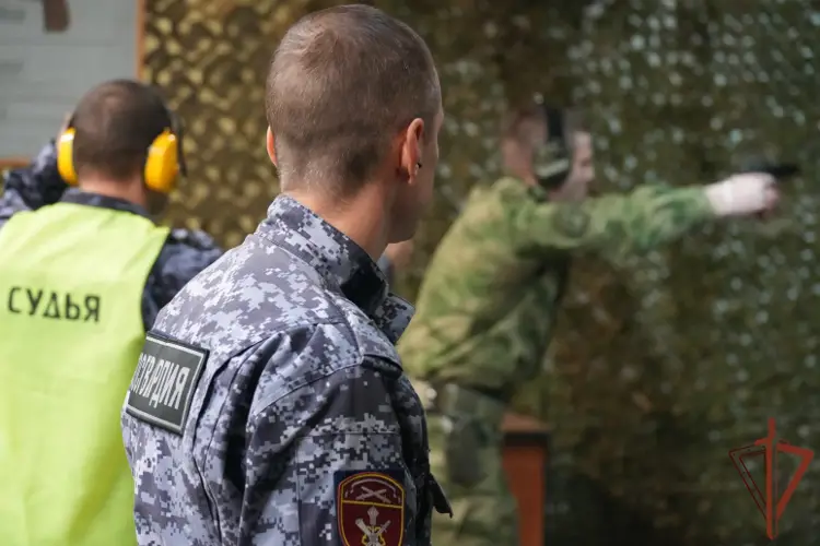В Архангельске завершился чемпионат Северо-Западного округа Росгвардии по служебному двоеборью