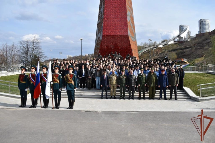 Росгвардия приняла участие в военно-патриотической акции «День призывника» в Нижнем Новгороде