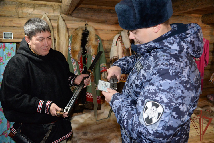 В Югре Росгвардия проводит профилактические мероприятия с коренными малочисленными народами Севера