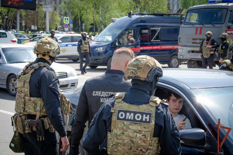 В Пензе при содействии спецназа Росгвардии выявили мигрантов-нелегалов (видео)