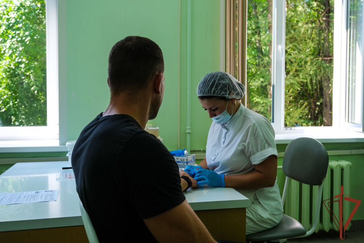 В Марий Эл сотрудники Росгвардии присоединились к масштабной донорской акции (видео)