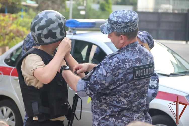 В Самарской области продолжается ведомственная акция «Каникулы с Росгвардией»