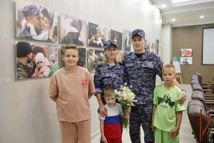 В Приволжье росгвардейцы отметили День семьи, любви и верности