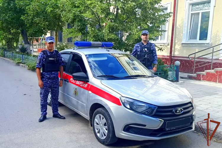 Потерявшегося ребёнка нашли и вернули родителям росгвардейцы в Крыму