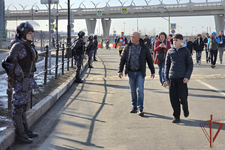 Росгвардейцы обеспечили безопасность футбольных матчей на северо-западе страны