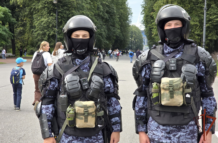В Санкт-Петербурге росгвардейцы обеспечили правопорядок во время футбольного матча РПЛ