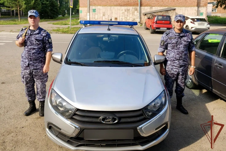 Сотрудники Росгвардии вернули родственникам потерявшегося пожилого мужчину в Кемеровской области