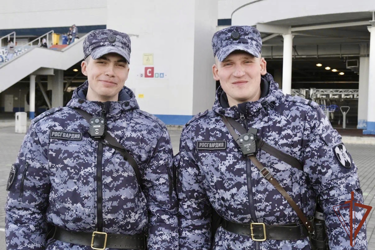 Безопасность матча РПЛ по футболу обеспечили росгвардейцы в Калининграде