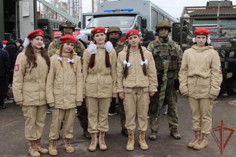 В Центральной России продолжаются мероприятия, посвящённые юбилею Росгвардии