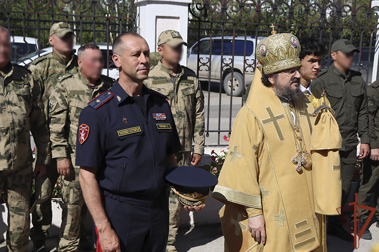 На Дальнем Востоке почтили память небесного покровителя Росгвардии — святого князя Владимира