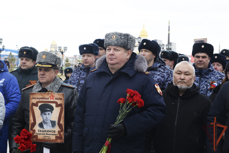 В День Победы в Уральском округе Росгвардии прошли памятные мероприятия