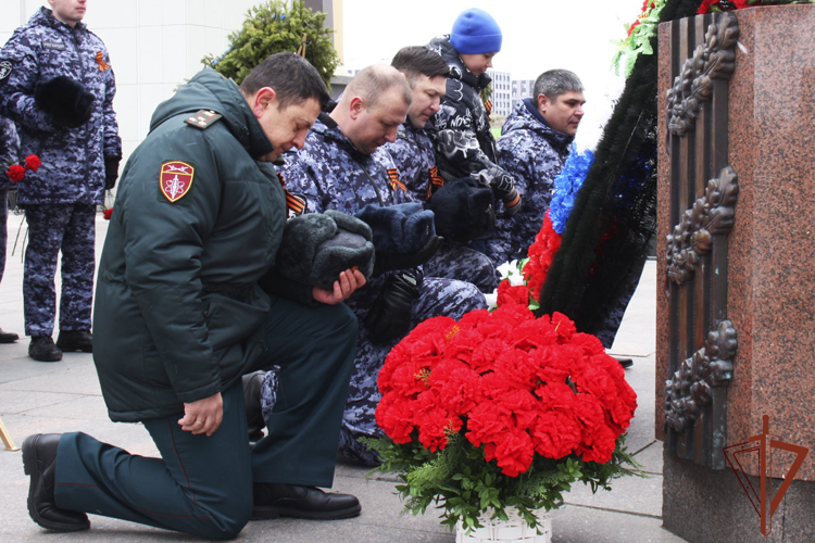 В День Победы в Уральском округе Росгвардии прошли памятные мероприятия