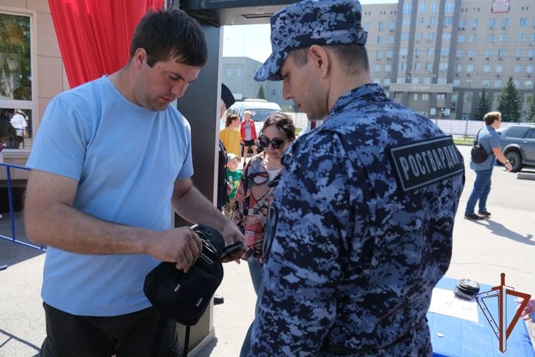 В регионах Сибири Росгвардия обеспечила безопасность празднования Дня Победы