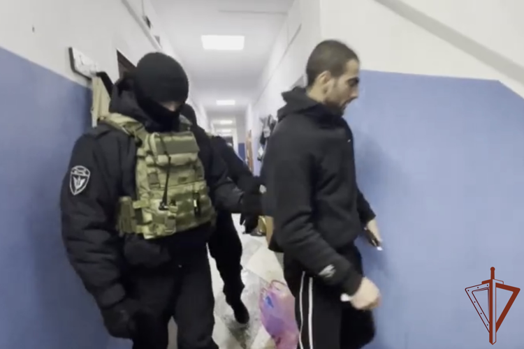При содействии спецназа Росгвардии в Омской области проведен рейд по проверке соблюдения миграционного законодательства