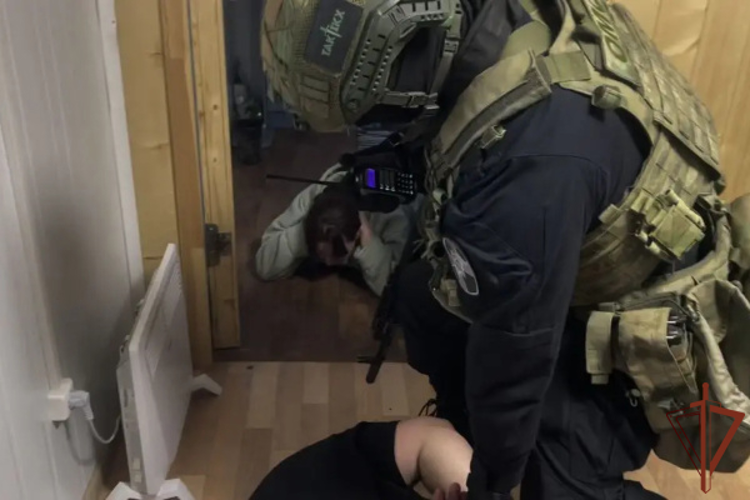 При силовой поддержке спецназа Росгвардии ликвидирована подпольная нарколаборатория в Твери