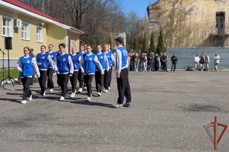 В Ярославле Росгвардия провела смотр-конкурс строя и песни среди студентов