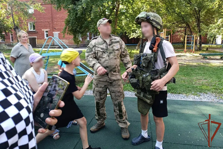 Военнослужащие и сотрудники Росгвардии приняли участие в спортивных и патриотических мероприятиях в регионах Сибири