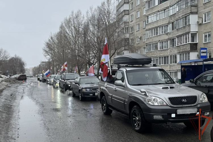 Росгвардейцы в регионах Сибири провели патриотические и спортивные мероприятия к юбилею ведомства