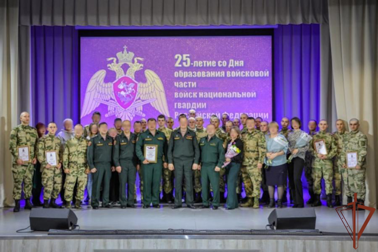 Праздничный концерт в честь юбилея учебного центра Северо-Западного округа Росгвардии состоялся в Ленобласти