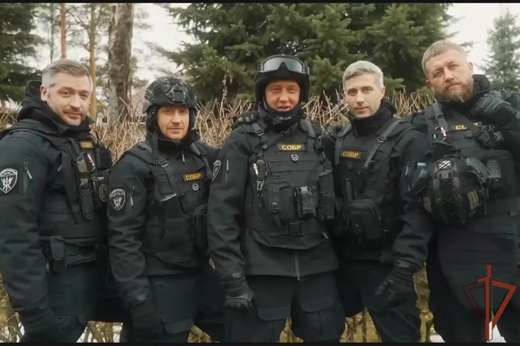 Актёры сериала «Наш спецназ» поздравили росгвардейцев с юбилеем ведомства (видео)