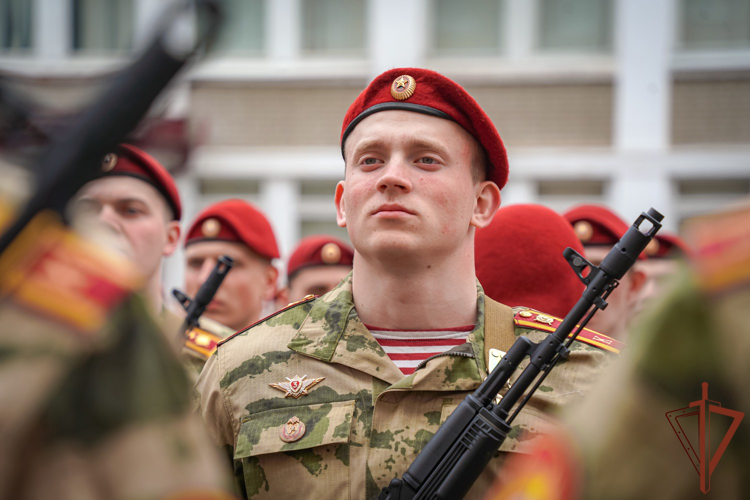 В Санкт-Петербурге состоялась тренировка парадного расчета Росгвардии