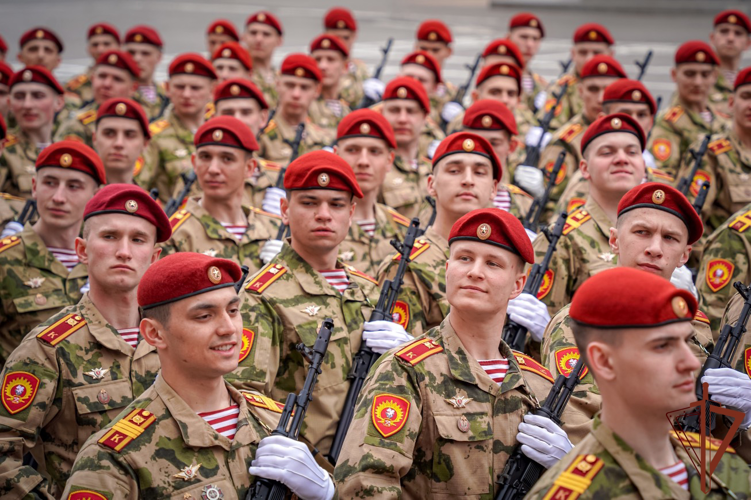 В Санкт-Петербурге состоялась тренировка парадного расчета Росгвардии