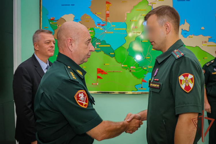 В Санкт-Петербурге росгвардейцам-участникам СВО вручены государственные награды