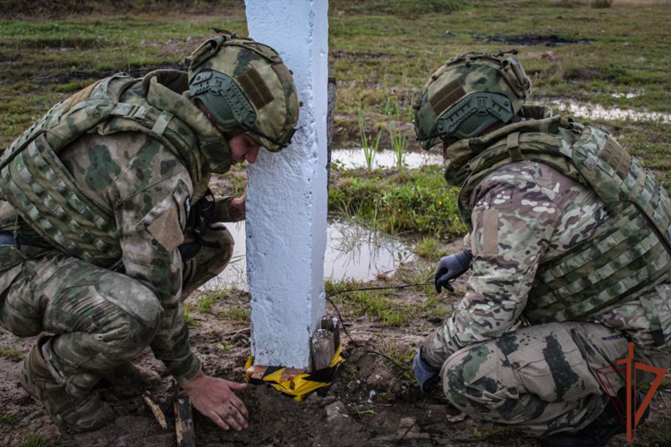 Конкурс профессионального мастерства групп разминирования Росгвардии стартовал в Республике Коми (видео)