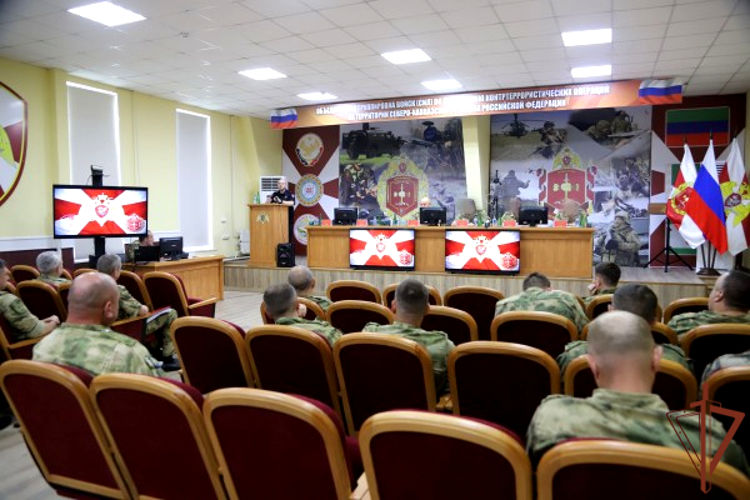 В Объединённой группировке войск (сил) прошло профилактическое занятие по безопасности дорожного движения