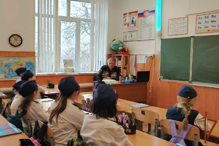 Росгвардейцы провели патриотические и профориентационные мероприятия на Северном Кавказе
