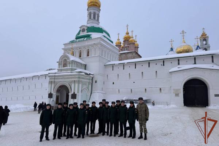 В Подмосковье военнослужащие Росгвардии приняли участие в праздничных мероприятиях ко Дню православной молодёжи