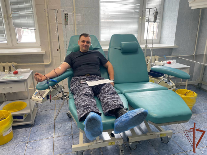 Росгвардейцы поддержали донорскую акцию «От сердца к сердцу» в Магнитогорске