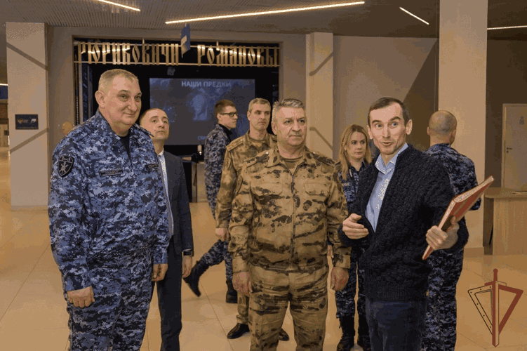 Командующий Приволжским округом совершил рабочую поездку в Управление Росгвардии по Саратовской области (видео)