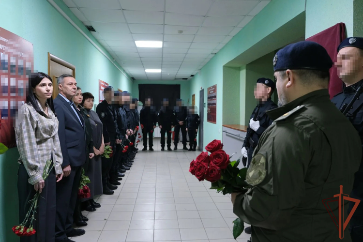 В СОБР «Белогор» увековечили память Героя России Алексея Осипова