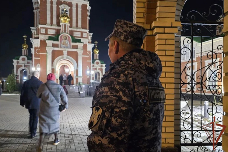В Приволжье росгвардейцы обеспечили безопасность празднования Пасхи (видео)