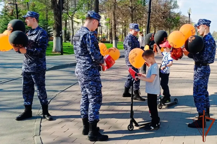 Сотрудники подмосковного главка Росгвардии присоединились к акции «Георгиевская ленточка»