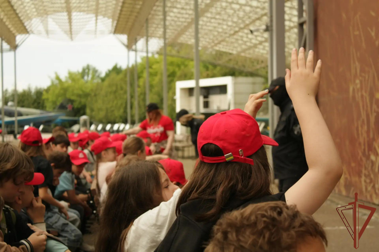 В Москве стартовала ежегодная ведомственная акция «Каникулы с Росгвардией» (видео)