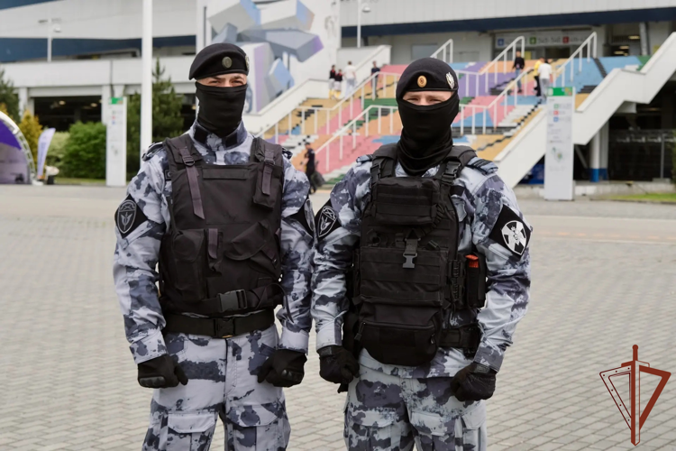 Безопасность игры сборной России по футболу обеспечили росгвардейцы в Калининграде