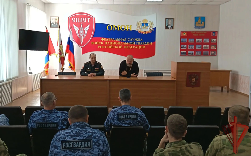 В День Крещения Руси и памяти святого равноапостольного великого князя Владимира, небесного покровителя Росгвардии, в Центральной России состоялись духовно-просветительские мероприятия