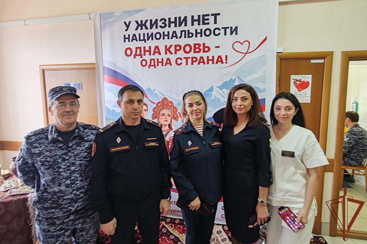 В Дагестане росгвардейцы присоединились к донорской акции «От сердца к сердцу»