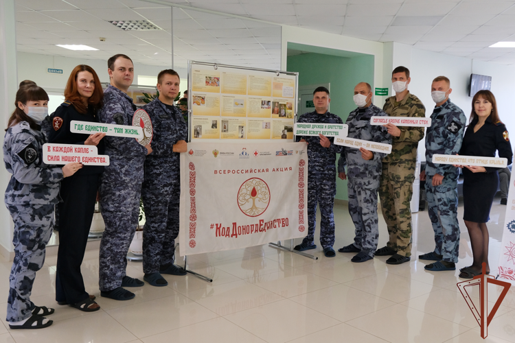 Росгвардейцы приняли участие в донорской акции в Тамбове