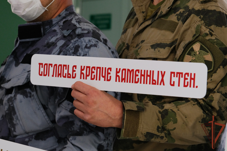 Росгвардейцы приняли участие в донорской акции в Тамбове