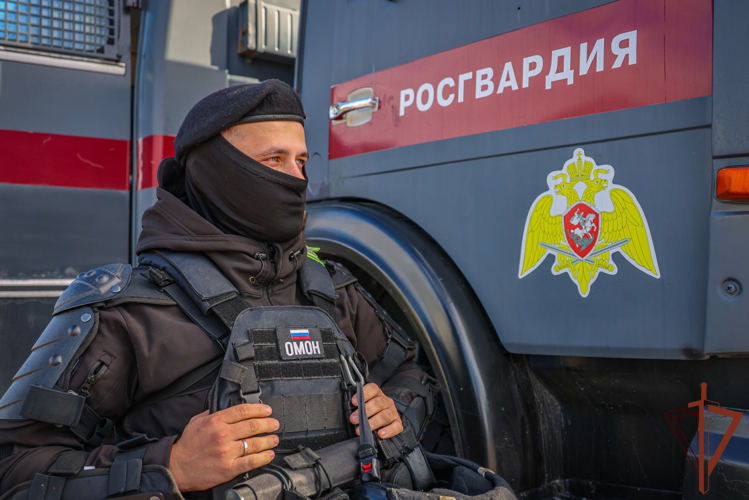 Росгвардейцы обеспечили безопасность матча РПЛ в Санкт-Петербурге