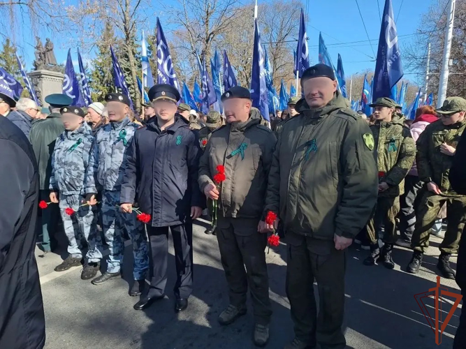 В Калининграде росгвардейцы приняли участие в памятном мероприятии, приуроченном к 81-ой годовщине взятия Кенигсберга
