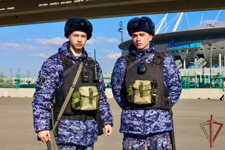 Росгвардейцы обеспечили безопасность международного матча по футболу в Санкт-Петербурге
